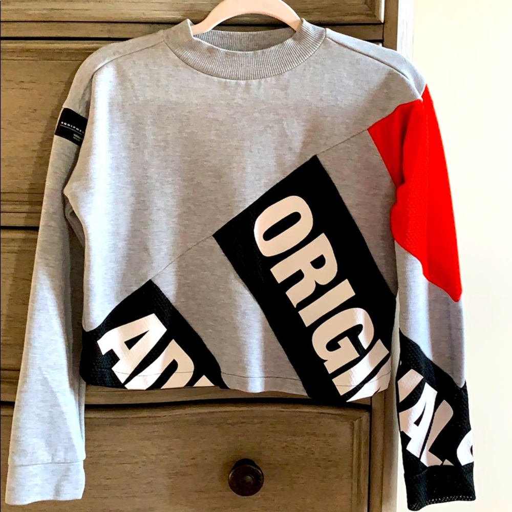 Adidas sweater